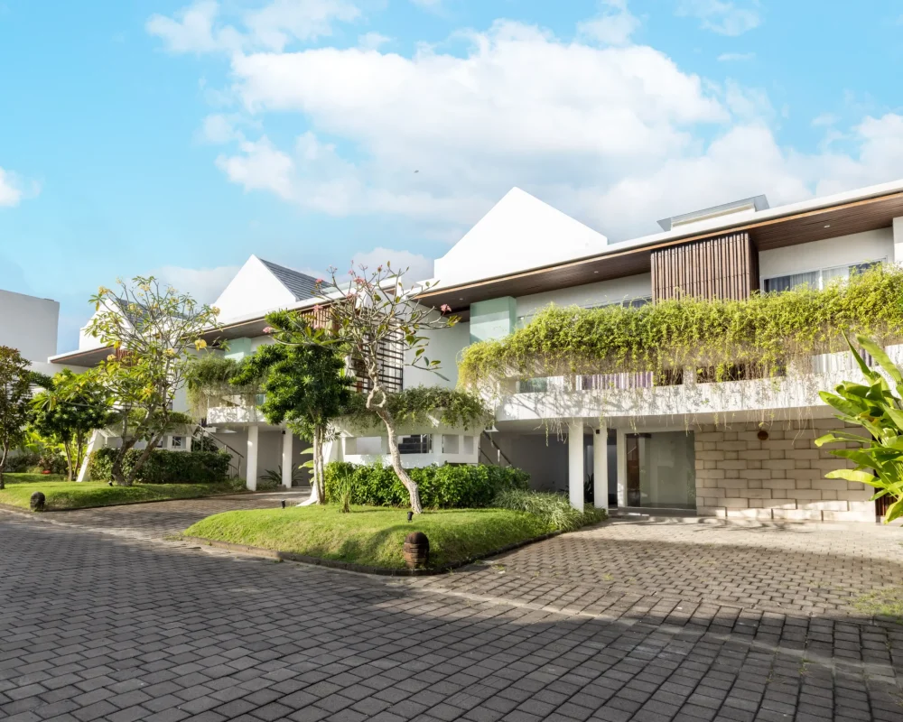 Entrance-Hideaway-Villa-Bali-Ungasan-2.webp